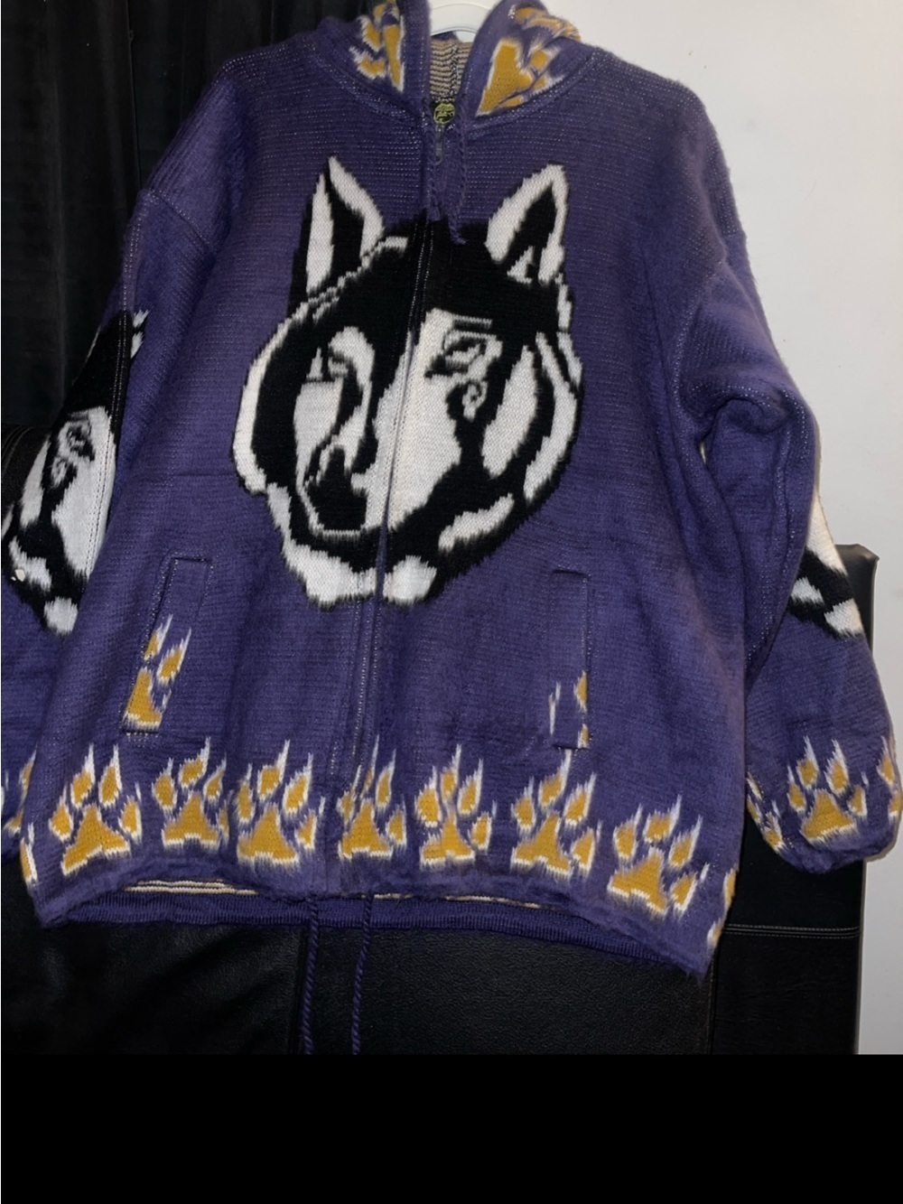 Tejidos Ruminahui Vintage Hooded Purple/Black Jacket Wool Wolf Print NWOT